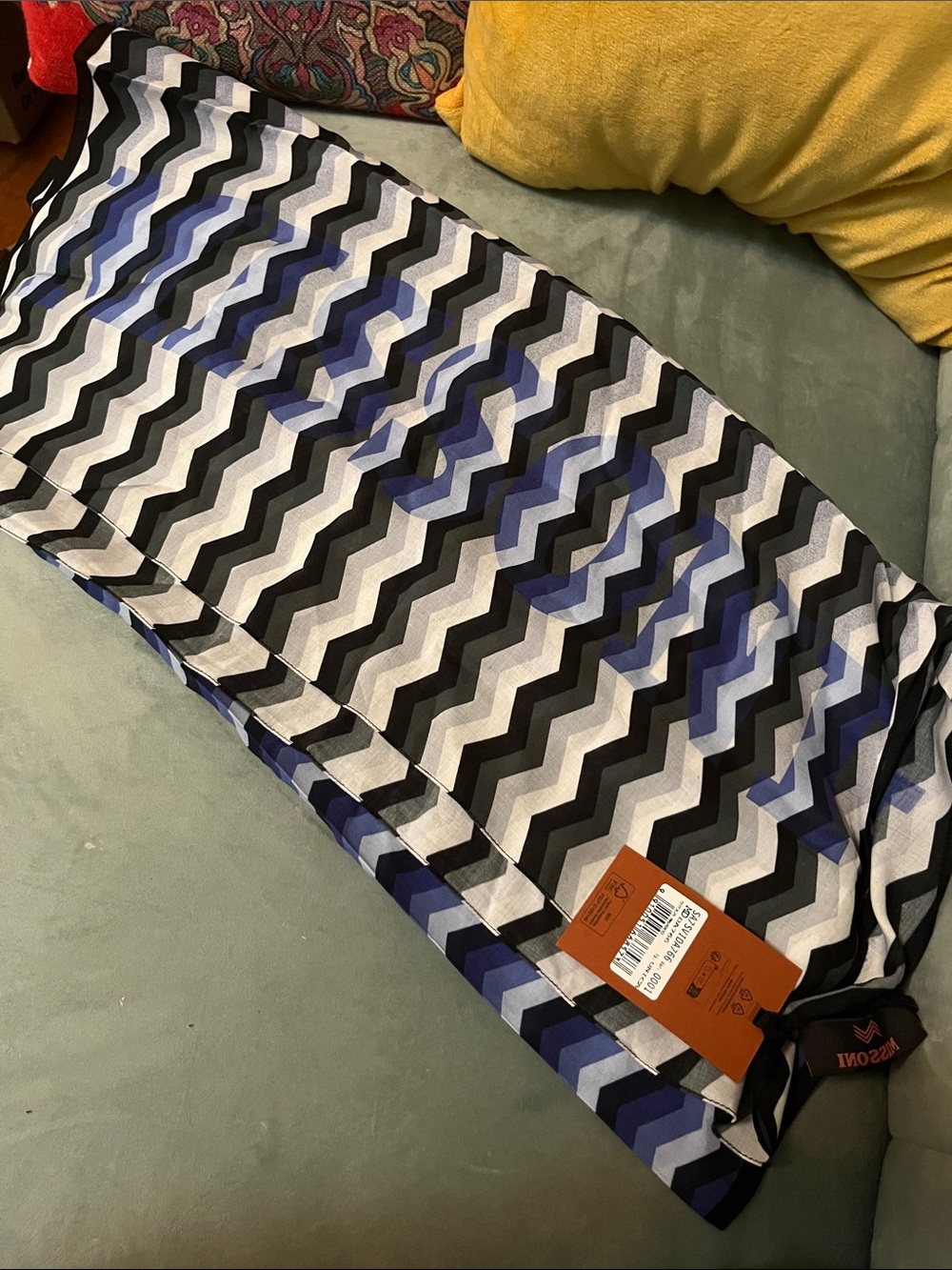 NWT Missoni Scarf Womens zig zag pattern